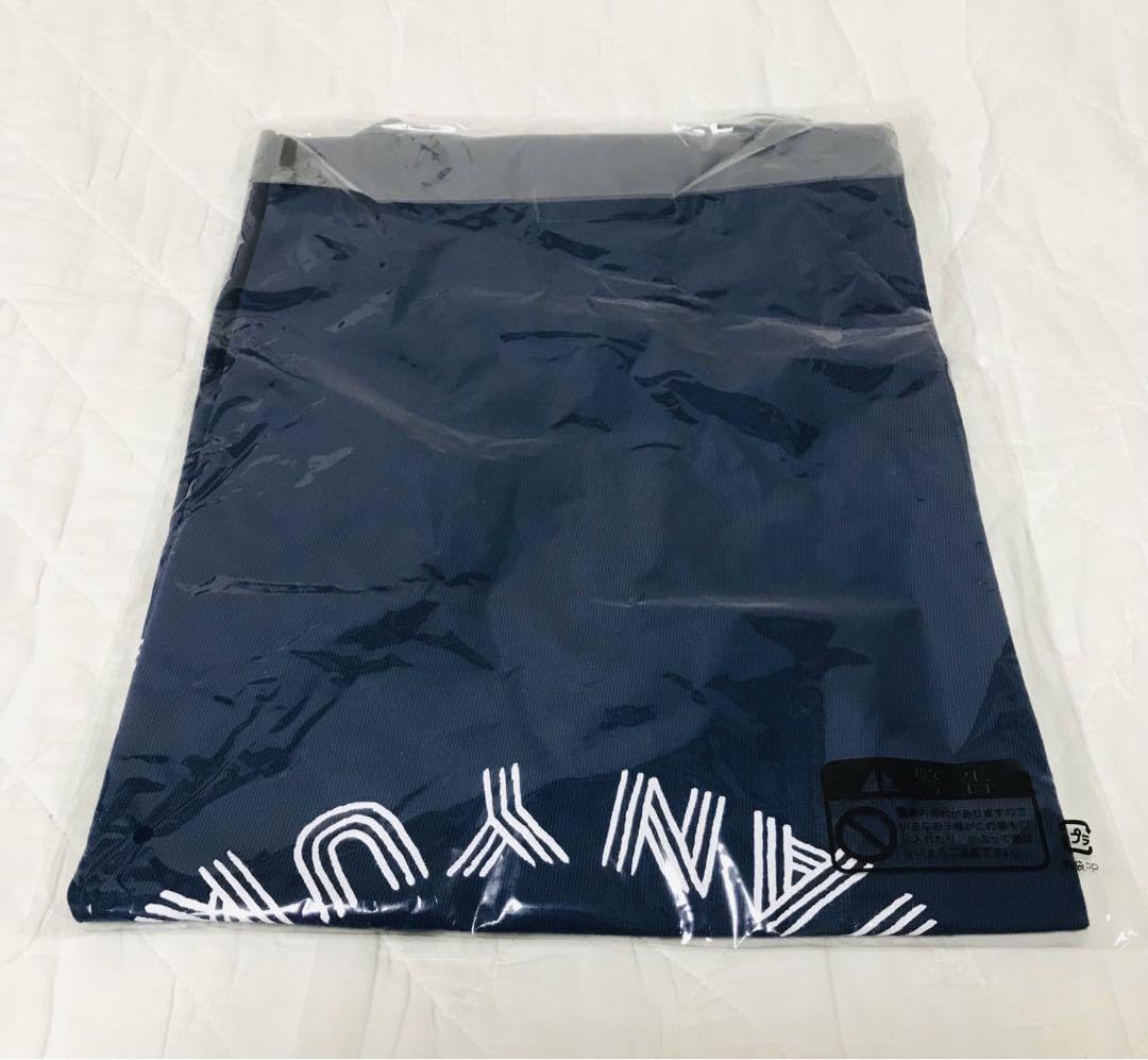 Amazon.co.jp: スピッツ草野マサムネ ロック大陸漫遊記Tシャツ Mサイズ